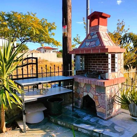 Adam'S Holiday House 2019 Kariani ภายนอก รูปภาพ
