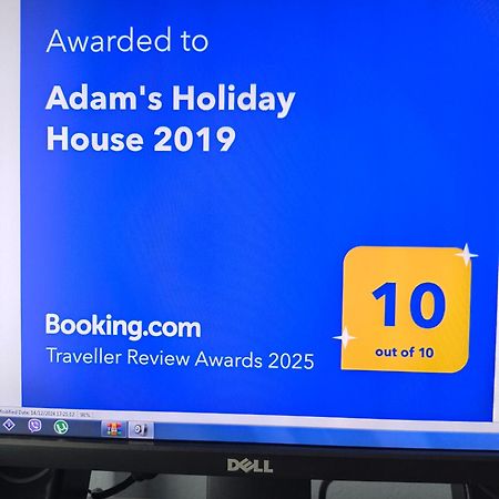 Adam'S Holiday House 2019 Kariani ภายนอก รูปภาพ