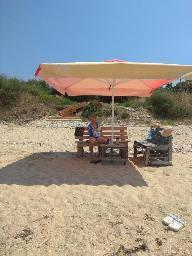 Adam'S Holiday House 2019 Kariani ภายนอก รูปภาพ
