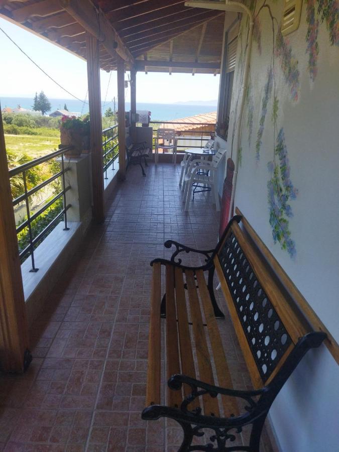 Adam'S Holiday House 2019 Kariani ภายนอก รูปภาพ