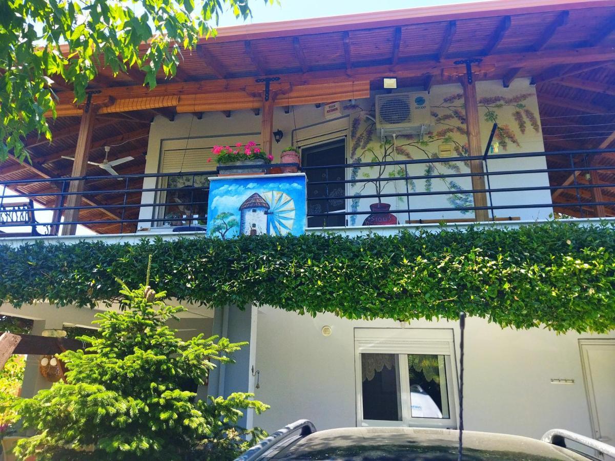 Adam'S Holiday House 2019 Kariani ภายนอก รูปภาพ