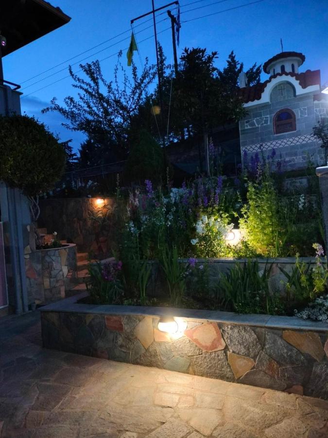 Adam'S Holiday House 2019 Kariani ภายนอก รูปภาพ
