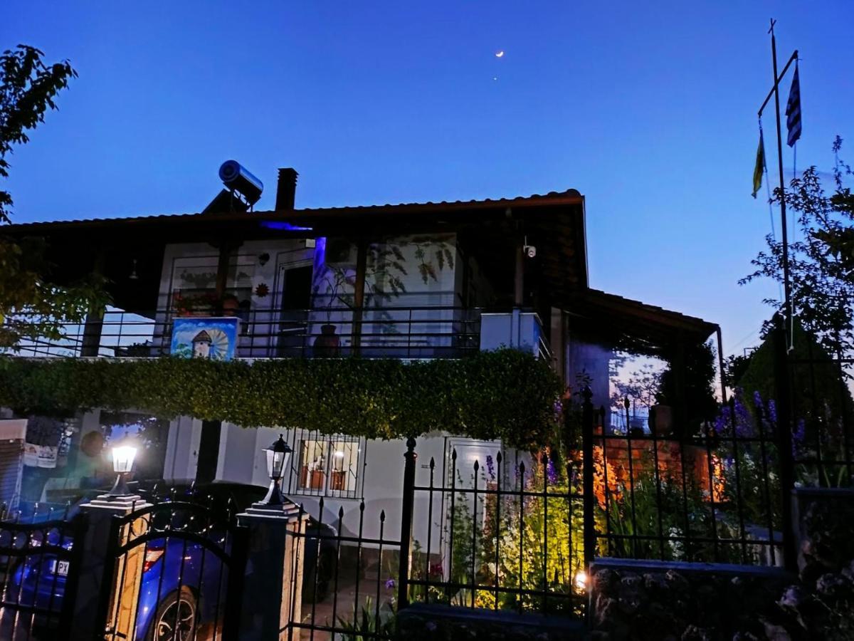 Adam'S Holiday House 2019 Kariani ภายนอก รูปภาพ