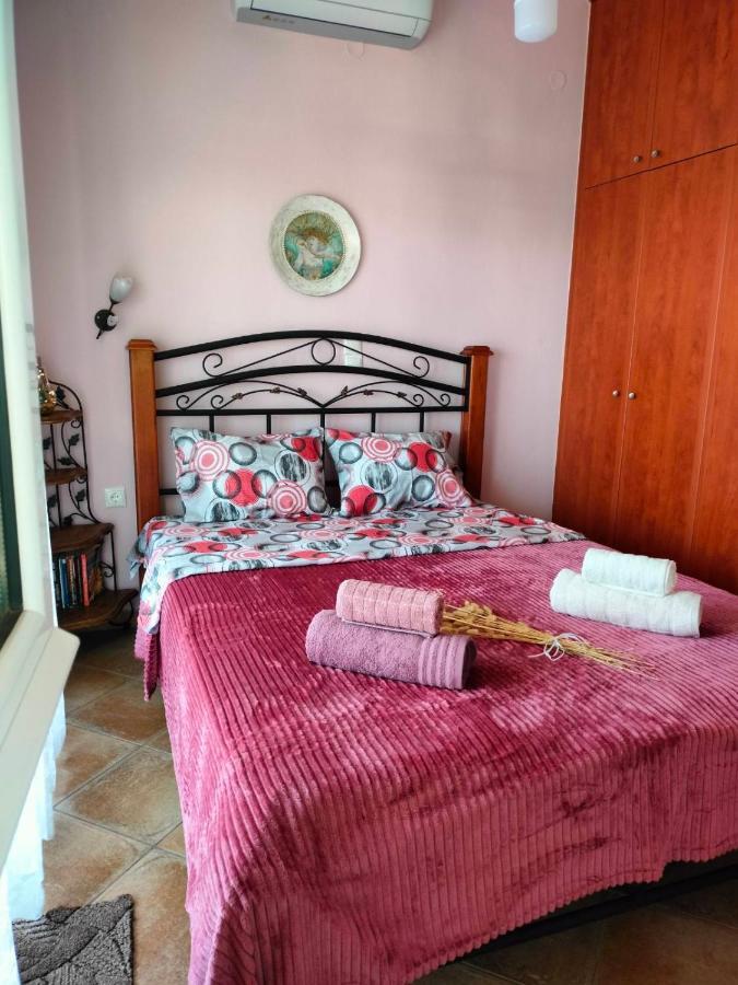 Adam'S Holiday House 2019 Kariani ภายนอก รูปภาพ