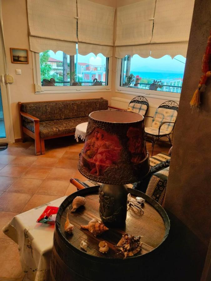 Adam'S Holiday House 2019 Kariani ภายนอก รูปภาพ