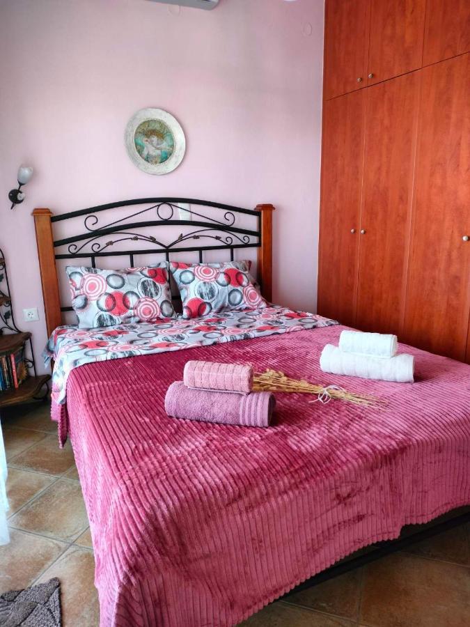 Adam'S Holiday House 2019 Kariani ภายนอก รูปภาพ