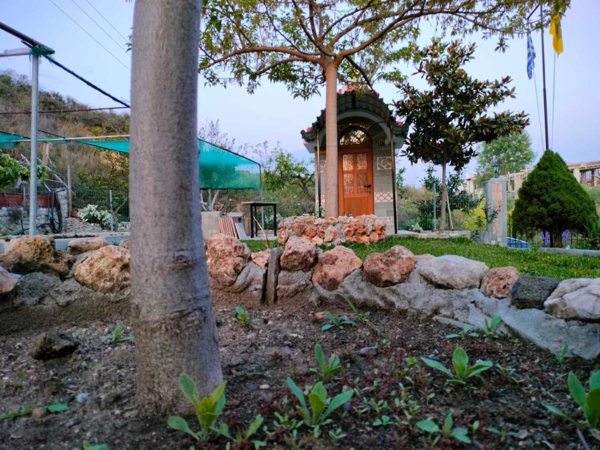 Adam'S Holiday House 2019 Kariani ภายนอก รูปภาพ
