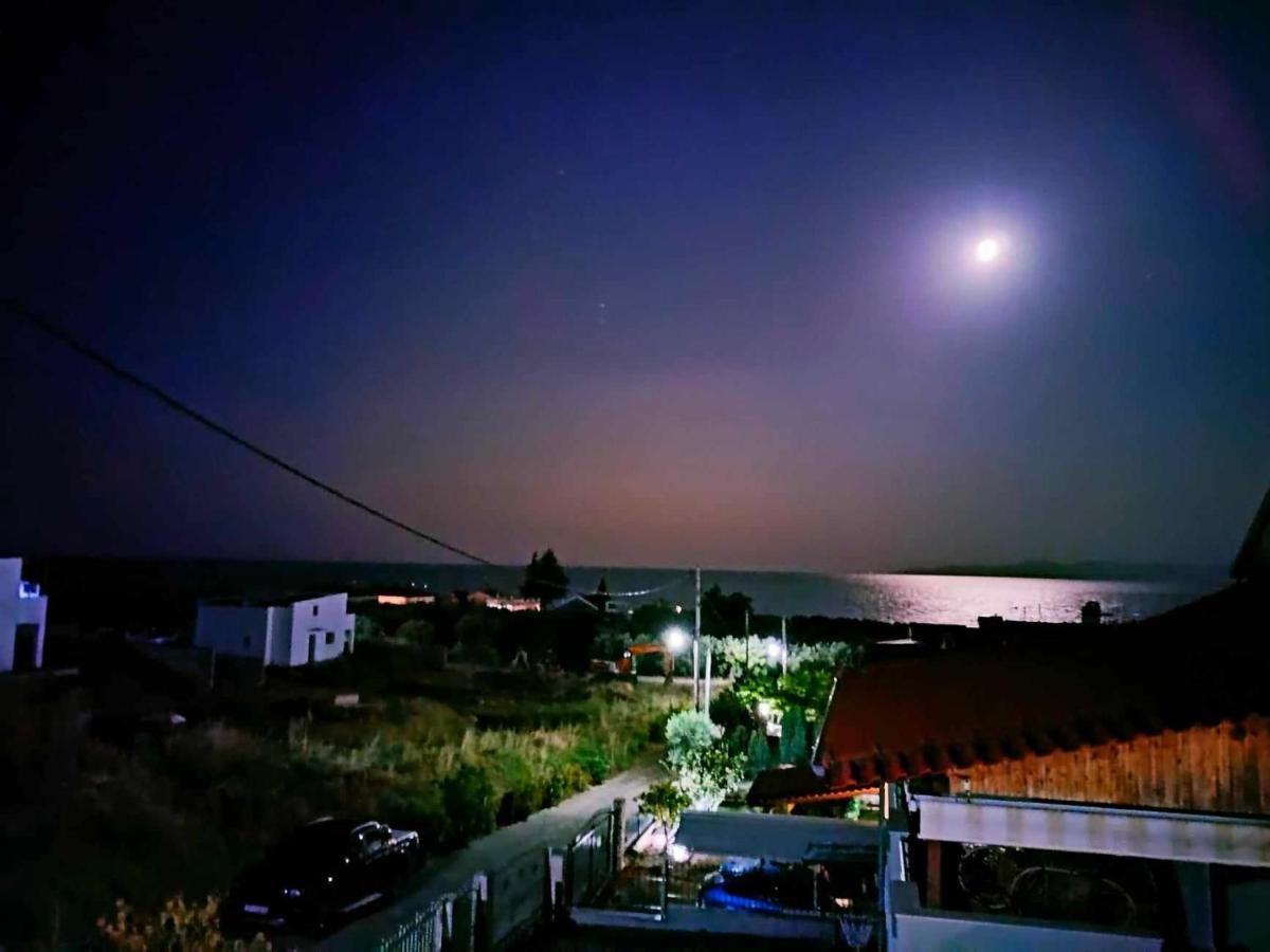 Adam'S Holiday House 2019 Kariani ภายนอก รูปภาพ
